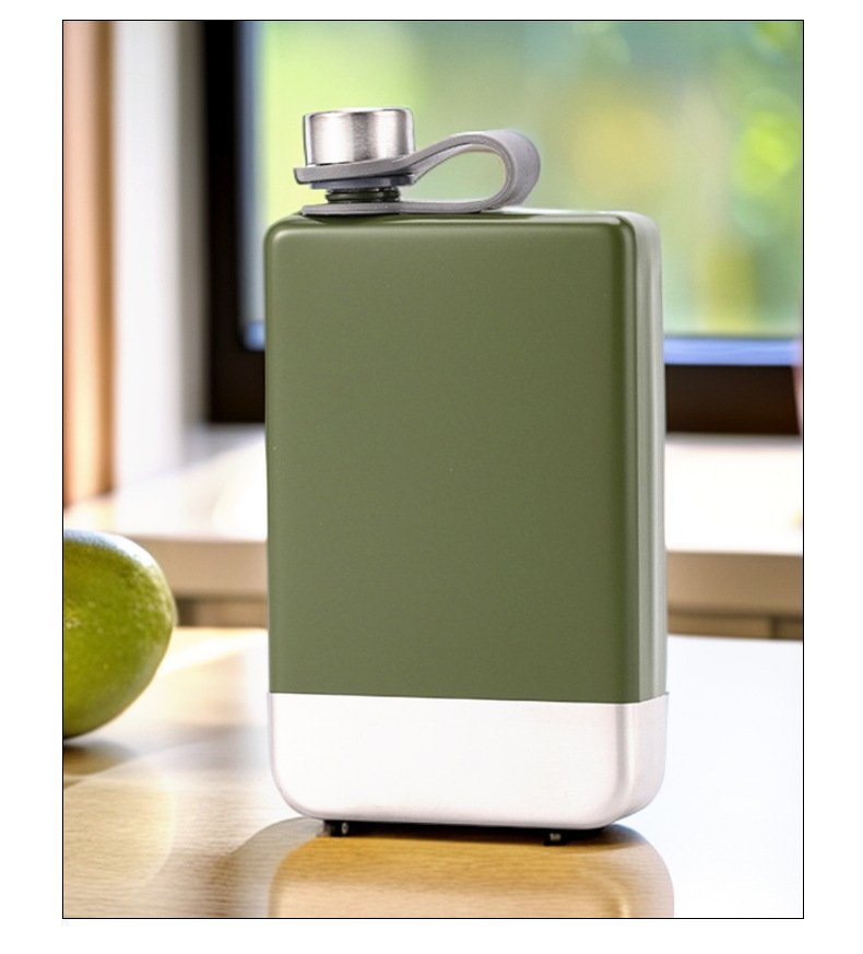 9oz 304 Stainless Steel Hip Flask with Carry Strap detail image 10