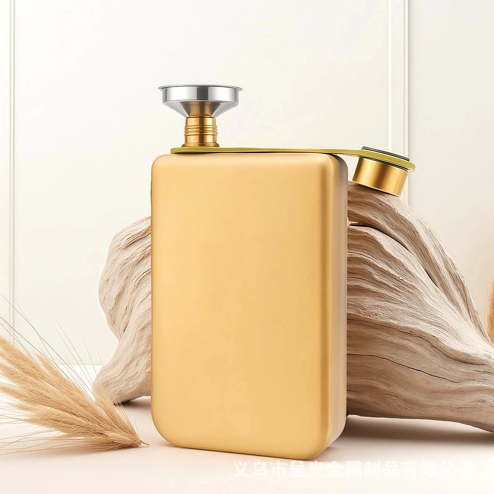 9oz 304 Stainless Steel Hip Flask with Carry Strap detail image 13