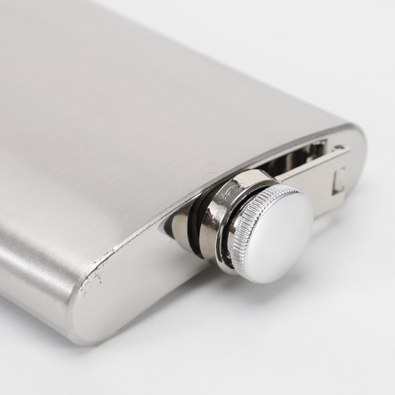Stainless Steel Hip Flask in Multiple Sizes main image 4