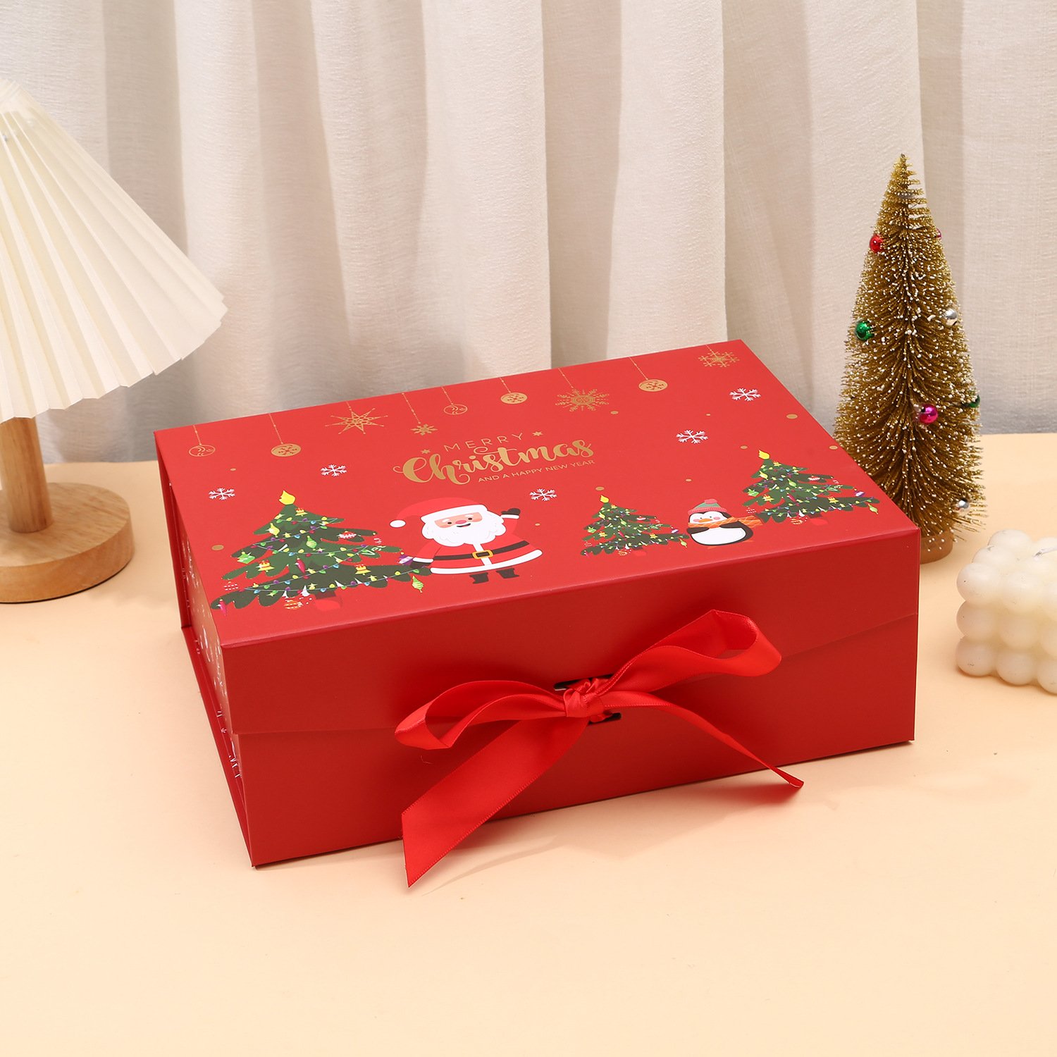 Christmas Magnetic Folding Gift Box with Ribbon sku image 2