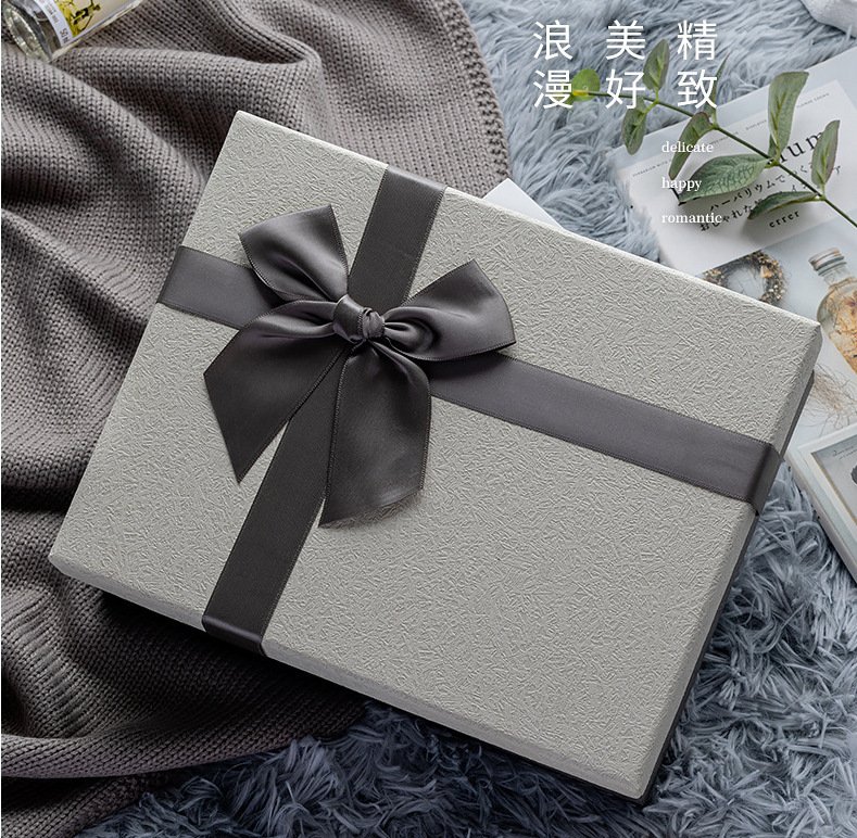Vintage Large Bow Two-Piece Gift Box main image 7
