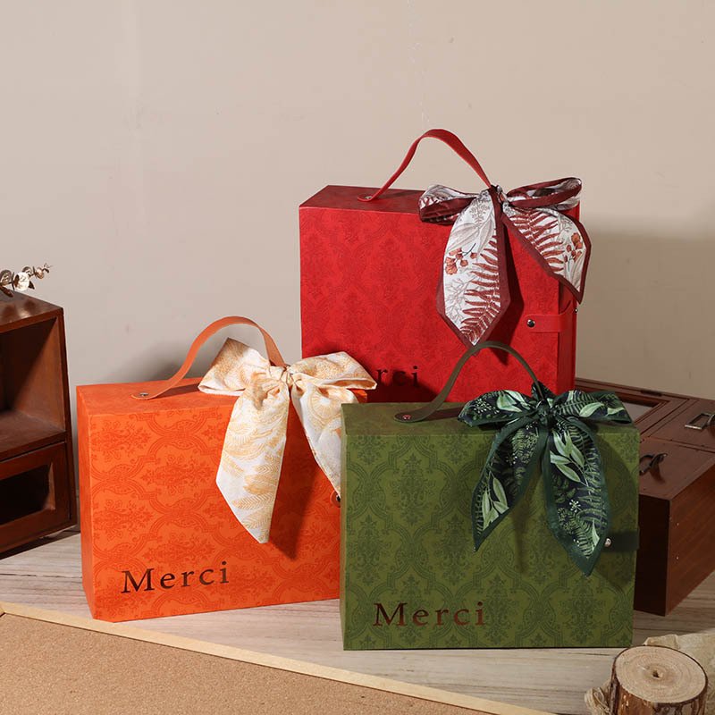 Mother's Day Pink Bow Gift Box for Cosmetics and Apparel detail image 13