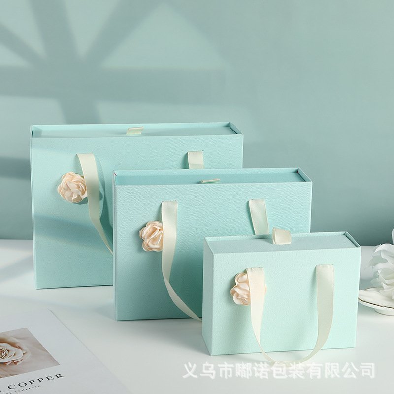 Light Blue Gift Box for Cosmetics and Small Gifts main image 2