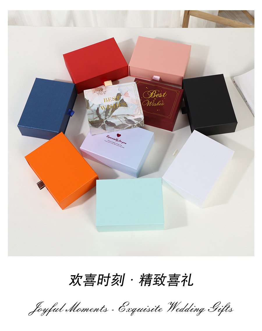 Pull-Out Jewelry and Cosmetic Gift Box detail image 17