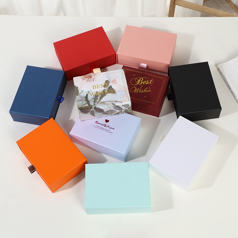 Pull-Out Jewelry and Cosmetic Gift Box main image 5