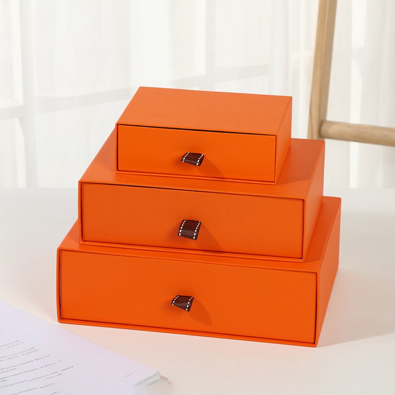 Pull-Out Jewelry and Cosmetic Gift Box main image 8