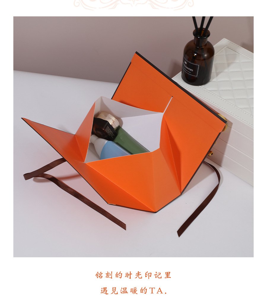 Foldable White Card Gift Box for Apparel and Accessories detail image 9