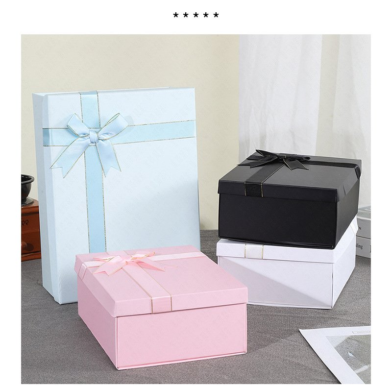Large Foldable Black Gift Box with Ribbon detail image 2