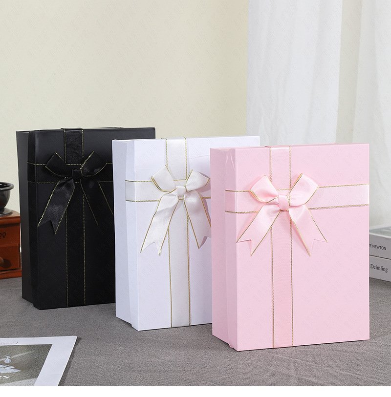 Large Foldable Black Gift Box with Ribbon detail image 5