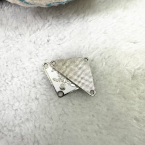 Premium Multi-color Triangle Metal Labels - Durable Garment Hardware for DIY Projects main image 2
