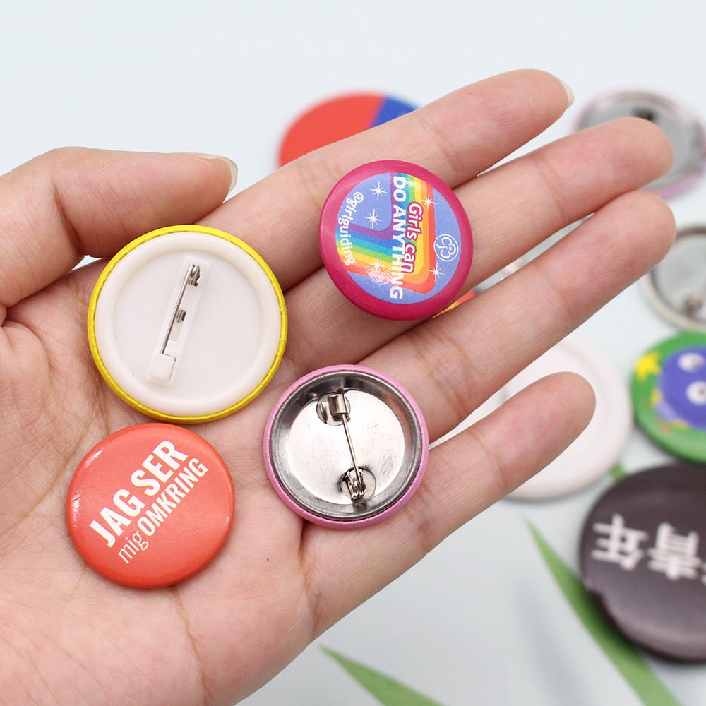 Wholesale Custom Logo Pin Round Shape Tin Button Badge Custom Buttons logo Brand Promotional Gifts for Offline Activities detail image 4