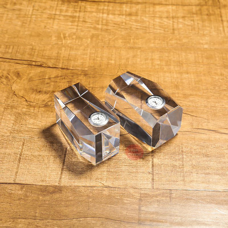 Wholesale Desktop K9 Crystal Paperweight Cube Glass Blank With Clock for Office Desk Ornaments Souvenir Decoration Block detail image 4