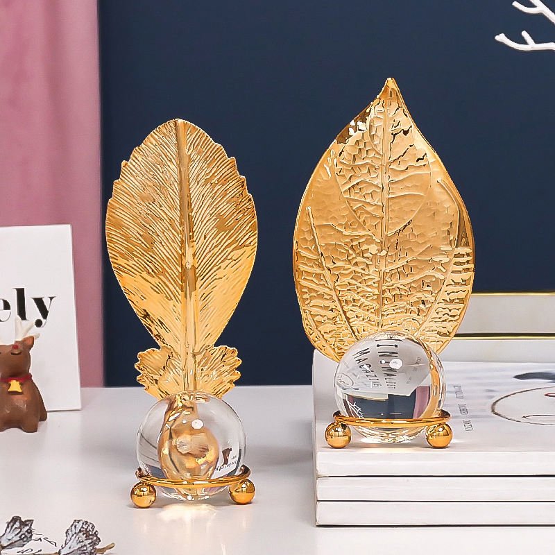 Simple Modern Light Luxury Golden Leaf Crystal Ball Ornaments Study Desktop Metal Crystal Ornaments main image 2