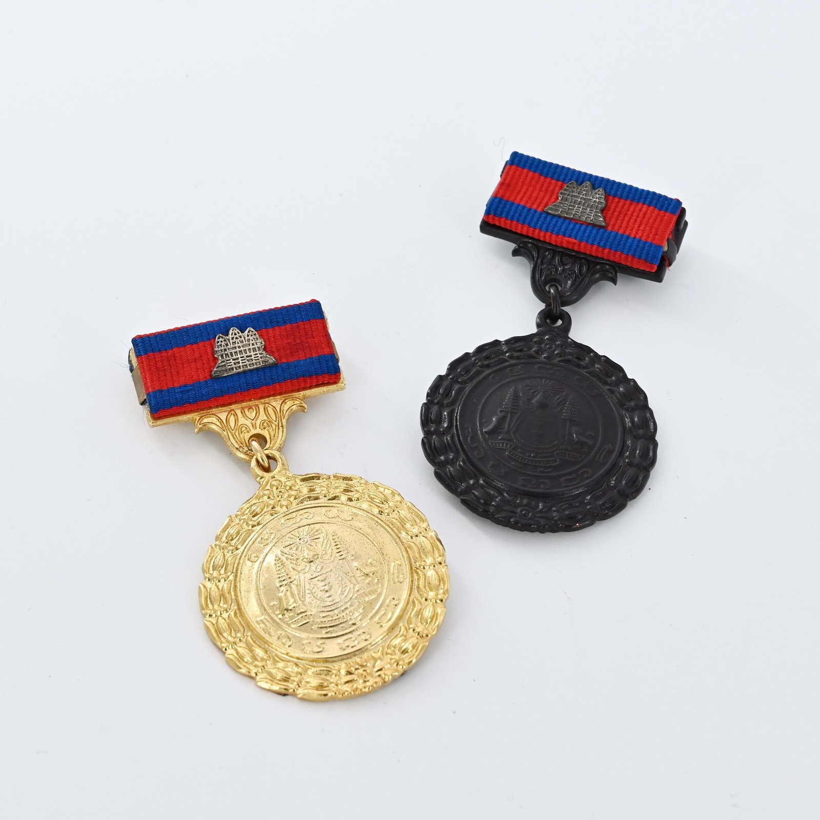 Custom Engraved Metal Medal Personalized Commemorative Award Badge for Sports Competitions and Corporate Events detail image 2