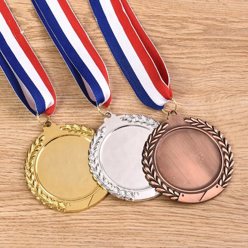 Personalized Customization of Large-scale Sports 3d Football Gold Medal Medal Manufacturing Souvenir Trophy main image 1
